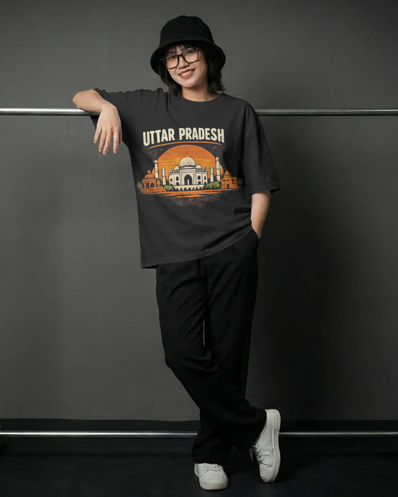 Uttar Pradesh Taj Mahal Graphic Oversized T-Shirt – Trendy Streetwear Cotton Tee for Women