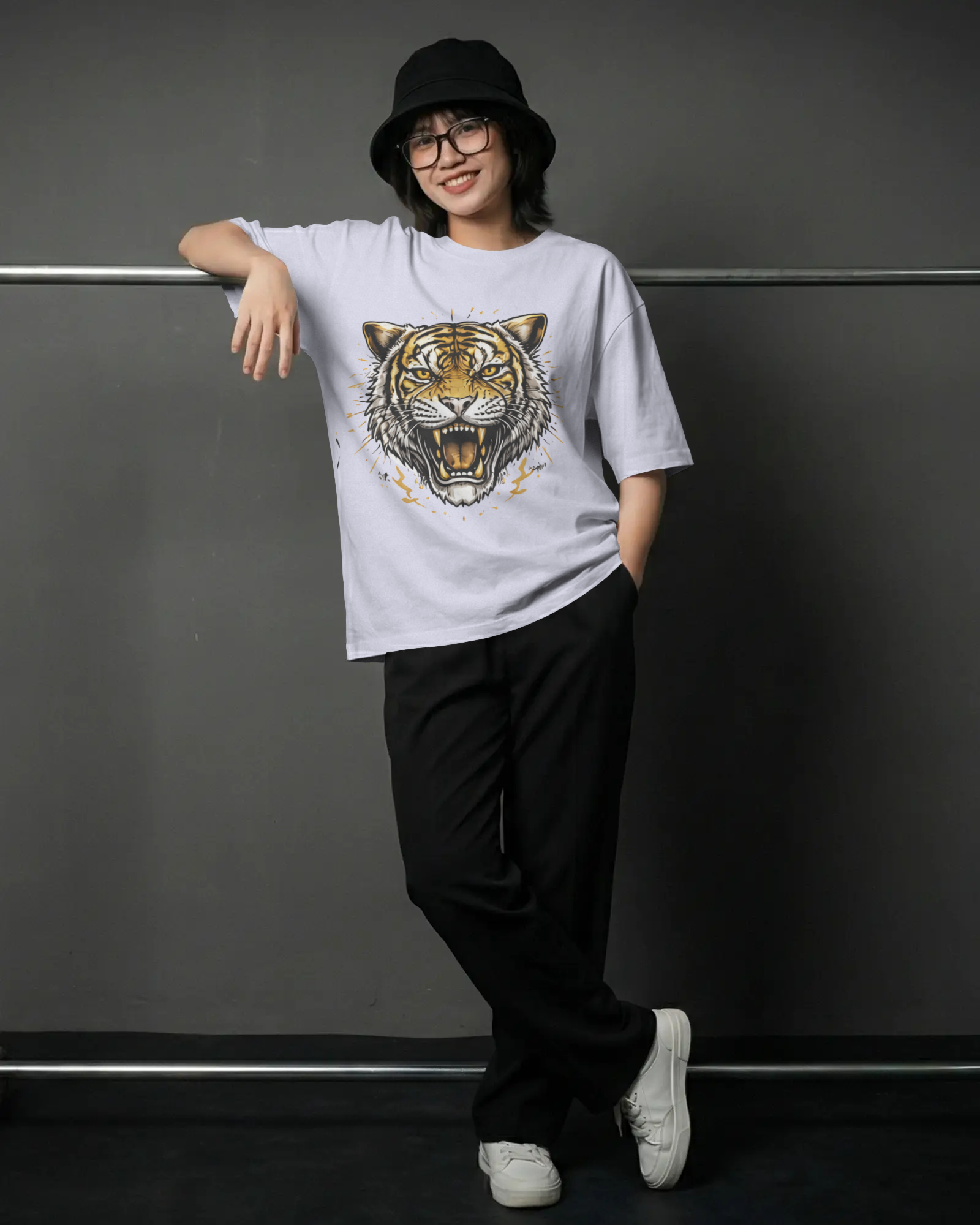 Roaring Tiger Graphic T-Shirt – Bold Animal Streetwear Tee