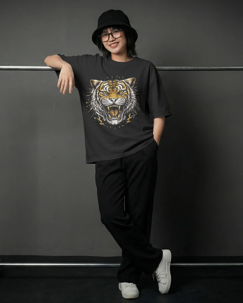 Roaring Tiger Graphic T-Shirt – Bold Animal Streetwear Tee