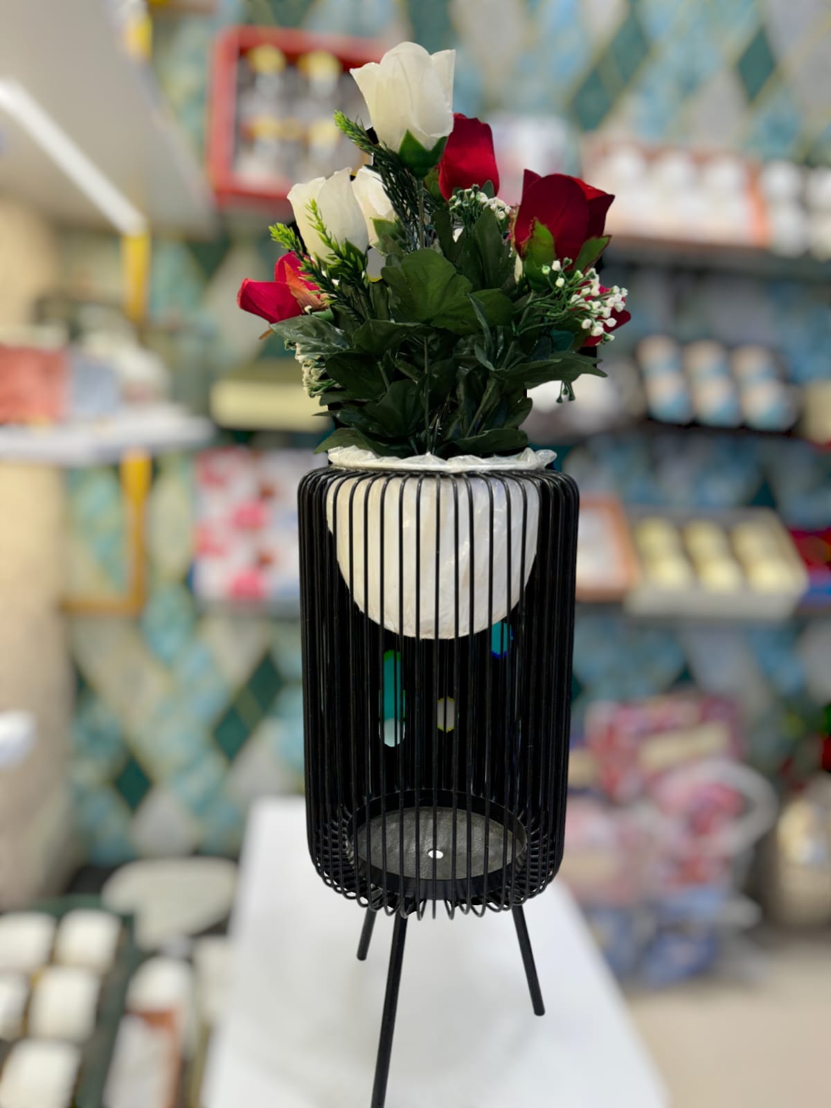 Cylindrical Flower Vase without Flower